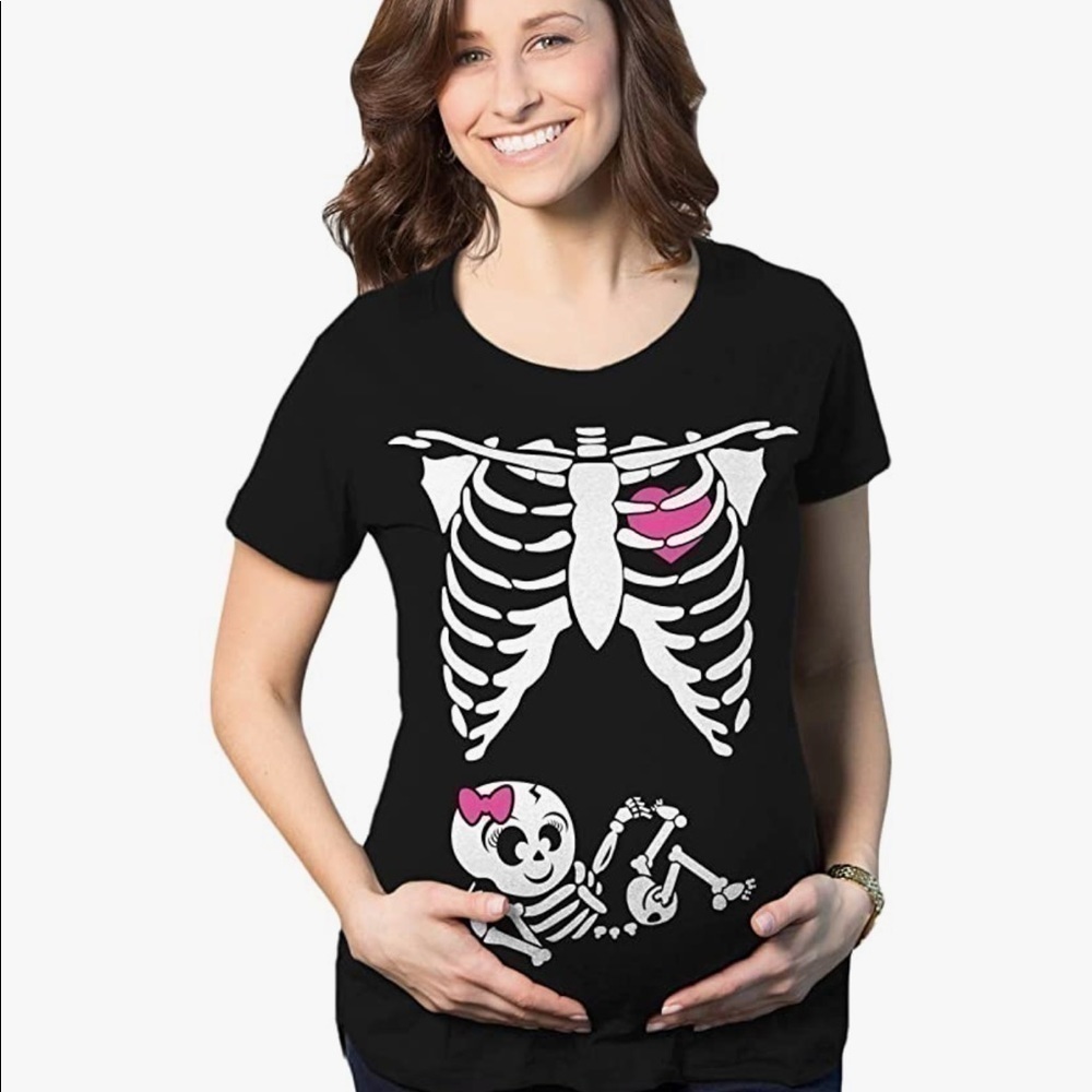 5/$20 Maternity shirt girl baby size xxl